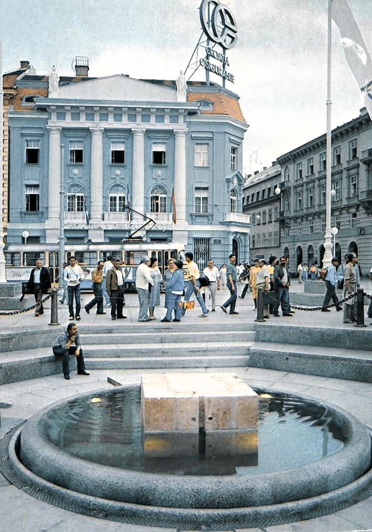 Trg Republike (današnji Trg bana Jelačića) 1987. godine